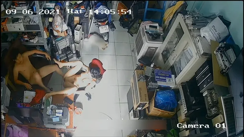 Bà xã chồng yêu quan hệ nhau trong của cu máy tính
