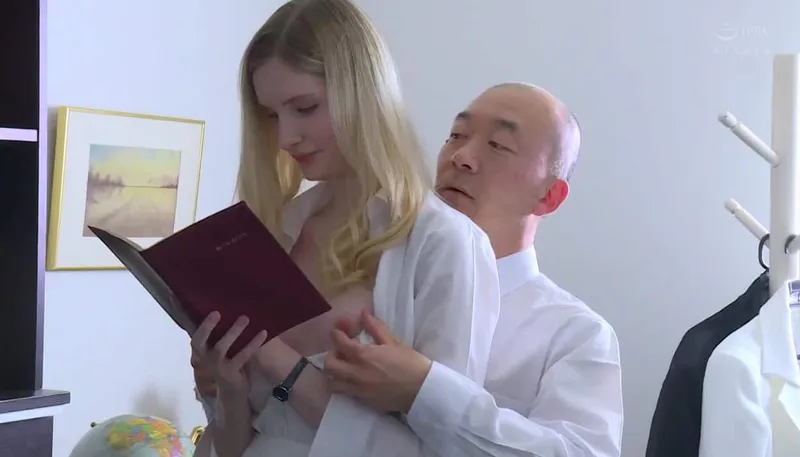 Vợ chấp nhận làm người yêu cho đối tác của ông chồng để trả nợ